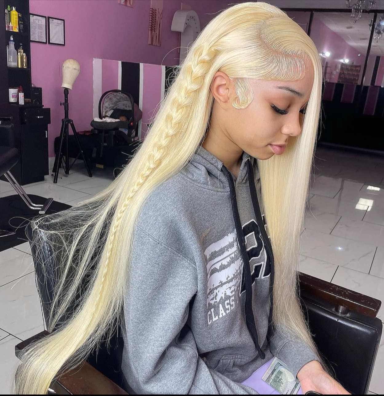 613 Straight 13X4 Transparent Lace Front Wig